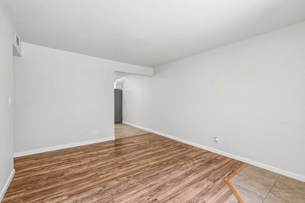 Image 8 of property listing at 465 E Bradley Avenue 3, El Cajon, CA 92021