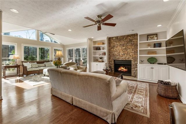 1219 Wheatley SW Drive, Lilburn, GA 30047