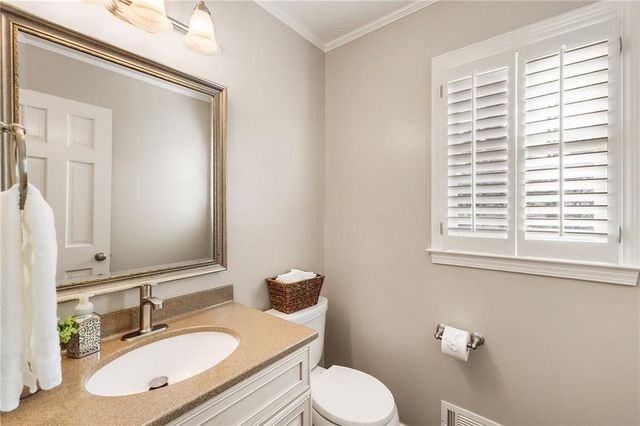 1219 Wheatley SW Drive, Lilburn, GA 30047