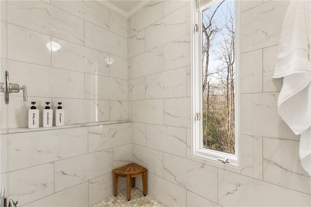 1219 Wheatley SW Drive, Lilburn, GA 30047