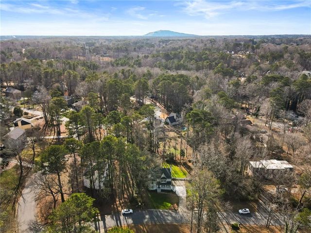 1219 Wheatley SW Drive, Lilburn, GA 30047