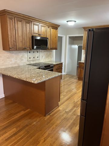 128 Stillhouse Rd, Hendersonville, TN 37075