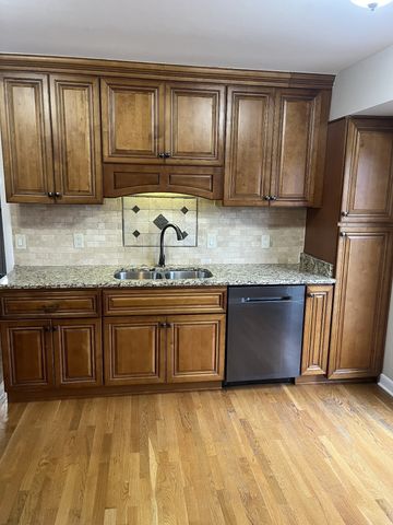 128 Stillhouse Rd, Hendersonville, TN 37075