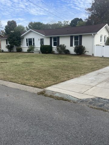 128 Stillhouse Rd, Hendersonville, TN 37075