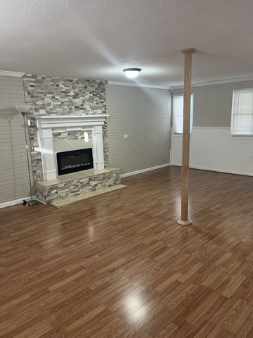 128 Stillhouse Rd, Hendersonville, TN 37075