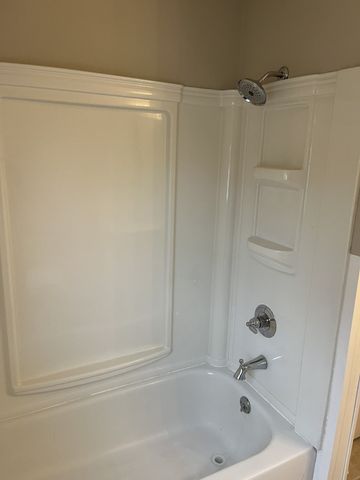 128 Stillhouse Rd, Hendersonville, TN 37075