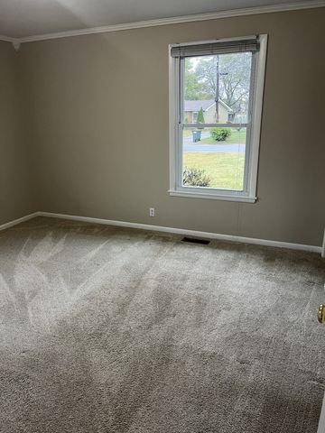 128 Stillhouse Rd, Hendersonville, TN 37075