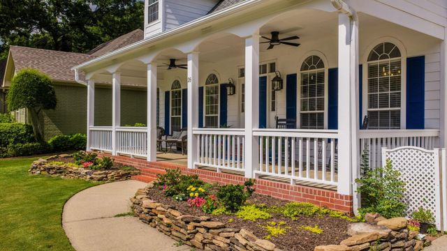 26 Rosaires Way, Little Rock, AR 72223