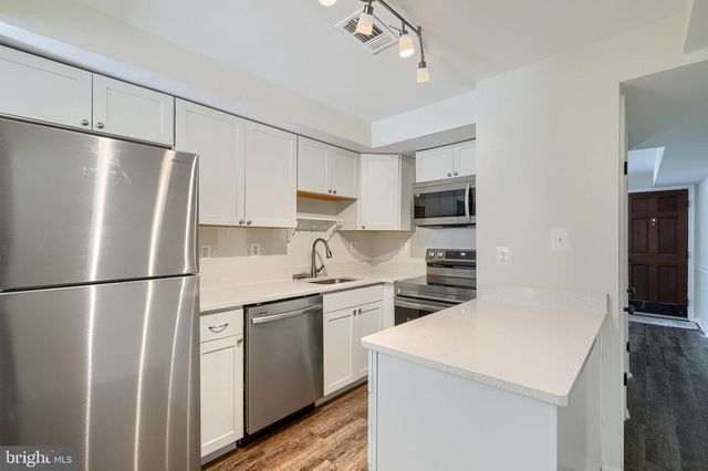 318 OTTERBEIN ST, Baltimore, MD 21230