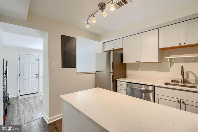 318 OTTERBEIN ST, Baltimore, MD 21230