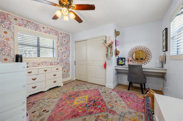 1071 Rolling Hills DR, Wimberley, TX 78676