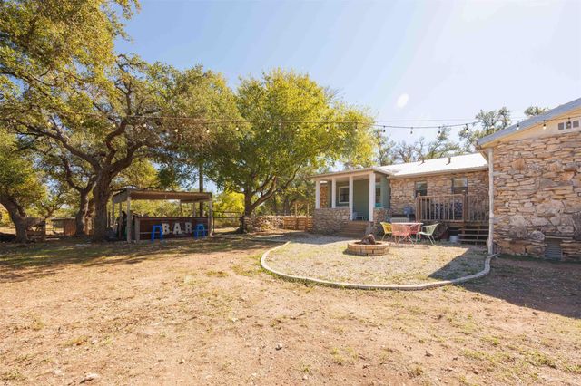 1071 Rolling Hills DR, Wimberley, TX 78676