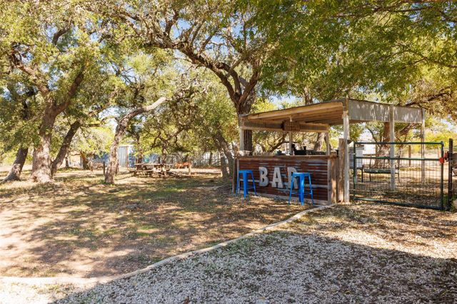 1071 Rolling Hills DR, Wimberley, TX 78676