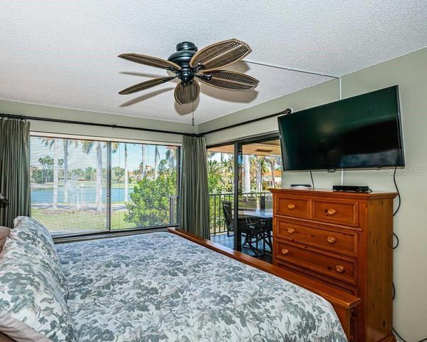 6273 BAHIA DEL MAR BOULEVARD 216, St Petersburg, FL 33715