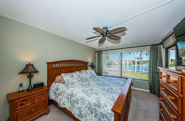 6273 BAHIA DEL MAR BOULEVARD 216, St Petersburg, FL 33715