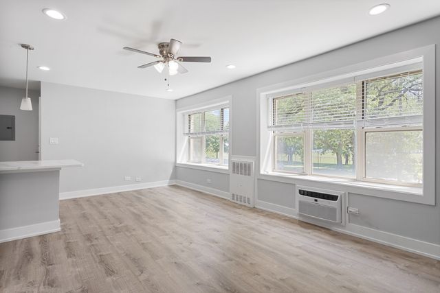 7070 N Sheridan Avenue 2S, Chicago, IL 60626