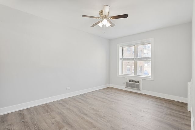 7070 N Sheridan Avenue 2S, Chicago, IL 60626