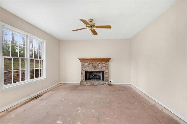 1490 Twin Bridge Lane, Lawrenceville, GA 30043