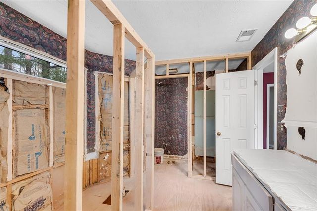 1490 Twin Bridge Lane, Lawrenceville, GA 30043