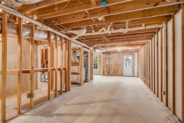 1490 Twin Bridge Lane, Lawrenceville, GA 30043