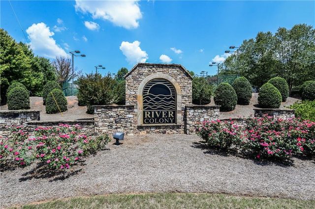 1490 Twin Bridge Lane, Lawrenceville, GA 30043