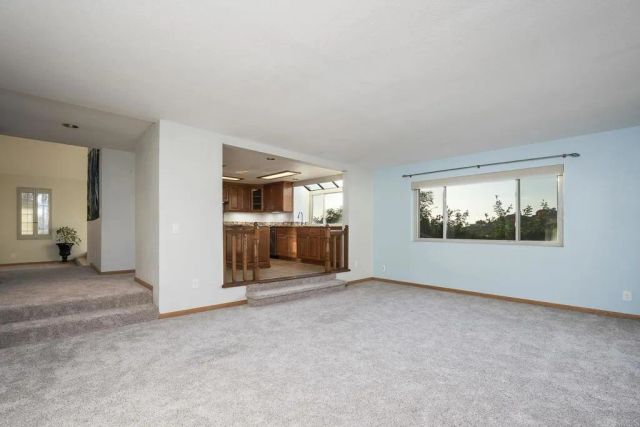 9802 LYNCAROL DR, La Mesa, CA 91941