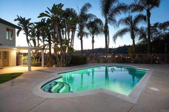 9802 LYNCAROL DR, La Mesa, CA 91941