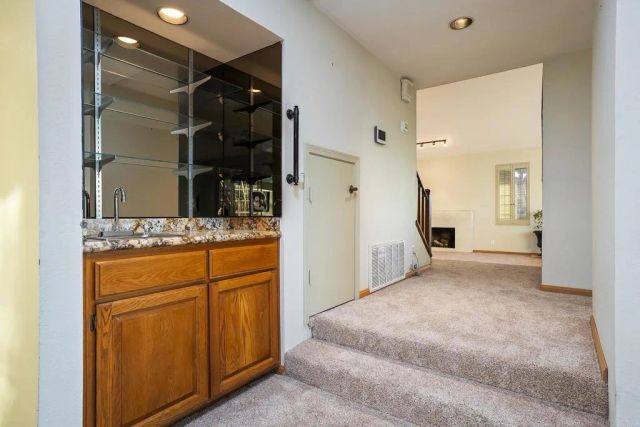 9802 LYNCAROL DR, La Mesa, CA 91941