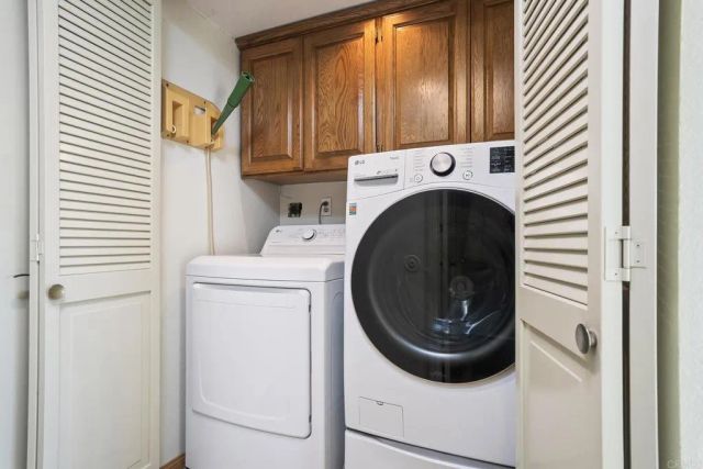 9802 LYNCAROL DR, La Mesa, CA 91941