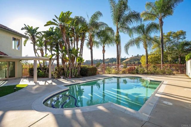 9802 LYNCAROL DR, La Mesa, CA 91941