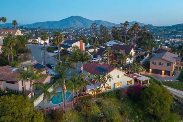 9802 LYNCAROL DR, La Mesa, CA 91941