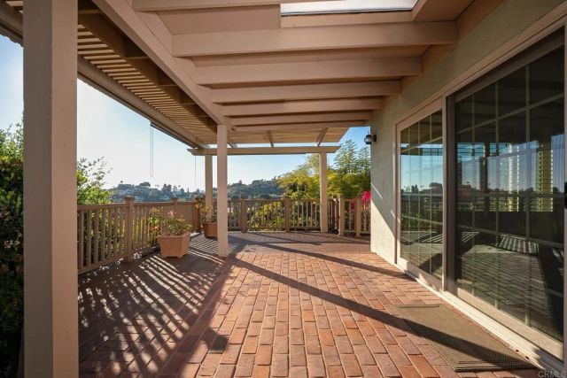 9802 LYNCAROL DR, La Mesa, CA 91941