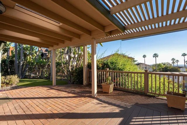 9802 LYNCAROL DR, La Mesa, CA 91941