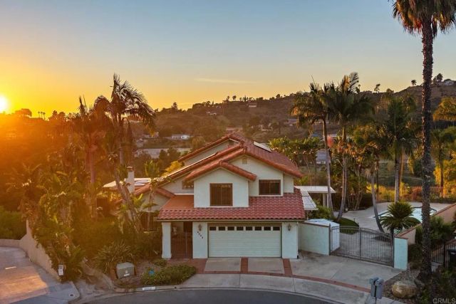 9802 LYNCAROL DR, La Mesa, CA 91941