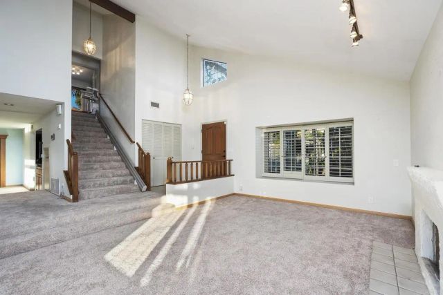 9802 LYNCAROL DR, La Mesa, CA 91941