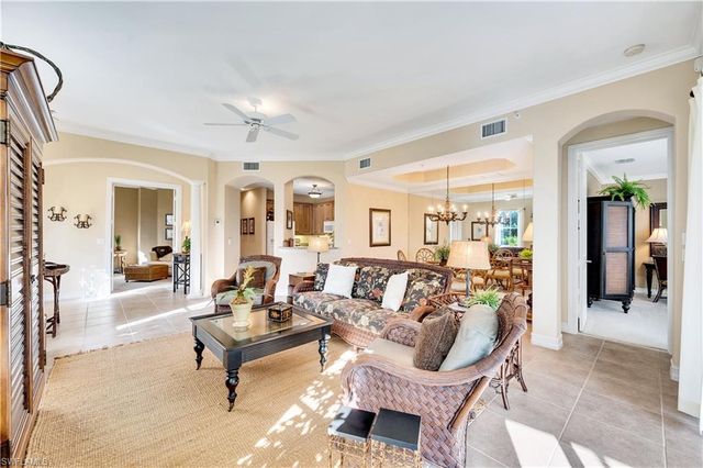 2654 Bolero DR 8-1, Naples, FL 34109