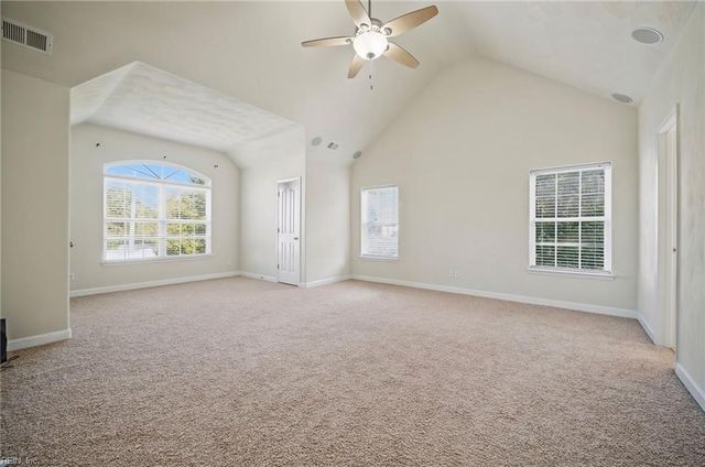 237 Castleberry DR, Chesapeake, VA 23322