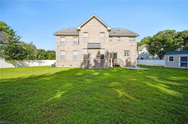 237 Castleberry DR, Chesapeake, VA 23322