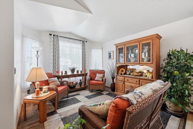 4714 E 15th Ave, Spokane Valley, WA 99212