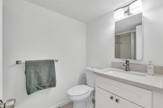 3920 Inverrary Boulevard 104-C, Lauderhill, FL 33319
