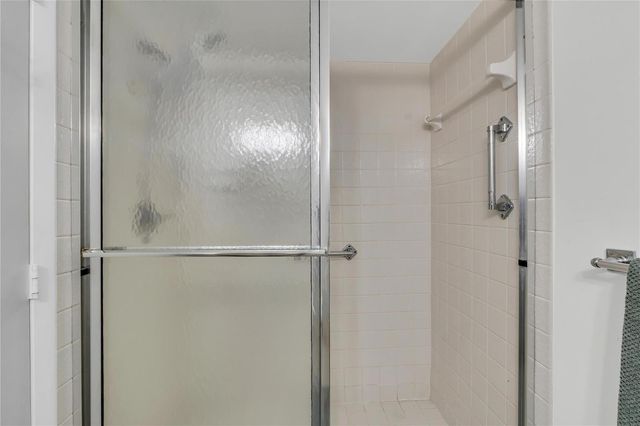 3920 Inverrary Boulevard 104-C, Lauderhill, FL 33319