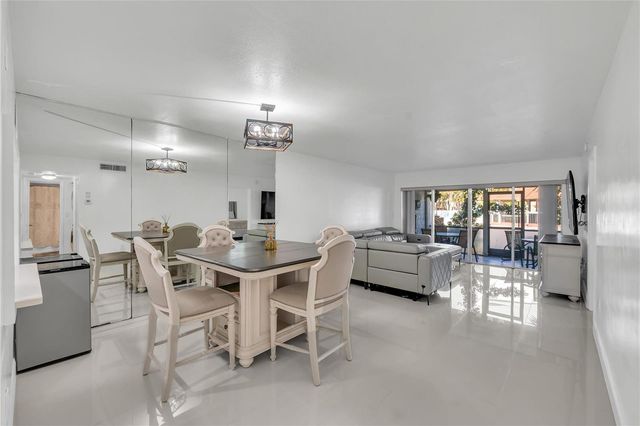 3920 Inverrary Boulevard 104-C, Lauderhill, FL 33319