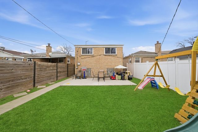 4412 S Leamington Avenue, Chicago, IL 60638