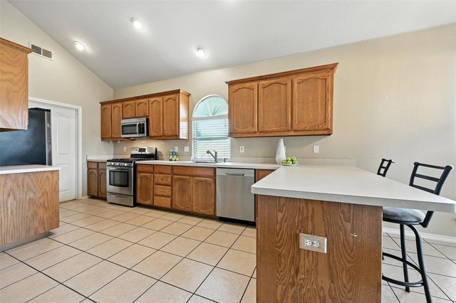 12500 Cottageville Lane, Fort Worth, TX 76244