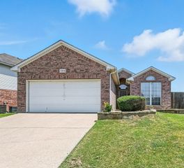 12500 Cottageville Lane, Fort Worth, TX 76244