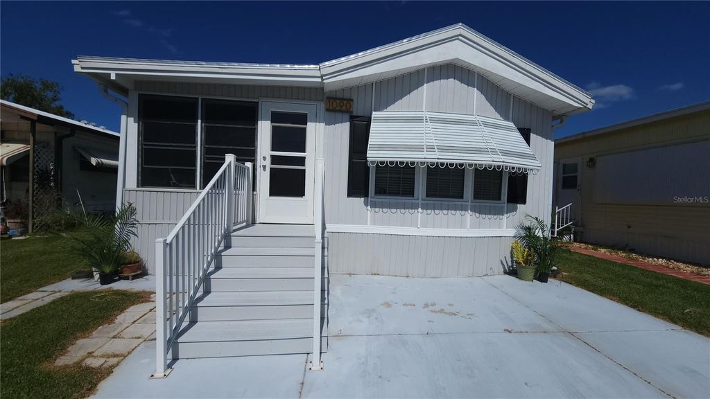 3333 26TH AVENUE E 1090, BRADENTON, FL 34208 — photo 2