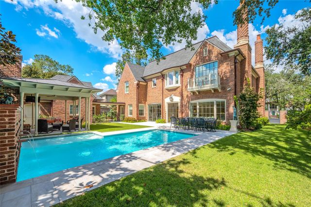 2131 Brentwood Drive, Houston, TX 77019