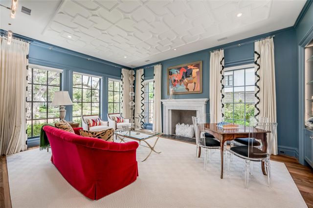2131 Brentwood Drive, Houston, TX 77019