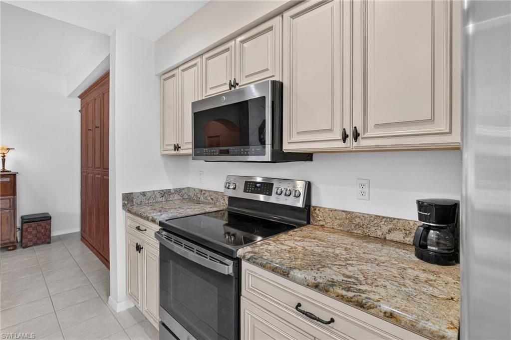 9350 Highland Woods BLVD 4405, BONITA SPRINGS, FL 34135 — photo 3