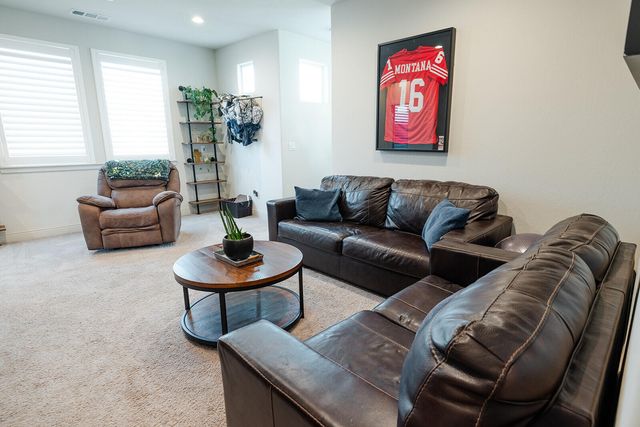 4407 S Ernest Street, Visalia, CA 93277